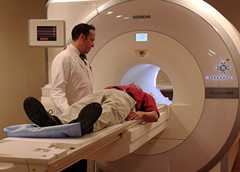 350_inline_PET-scanner.png