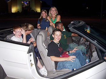 350_many_friends_one_car.png