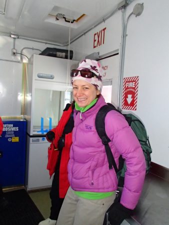 Jill Mikucki offered a tour of the mobile biology lab that scientists are now using to study samples from Lake Whillans. These samples might point to microbial life far beneath Antarctica’s ice. Credit: J. Raloff/Science News for Kids